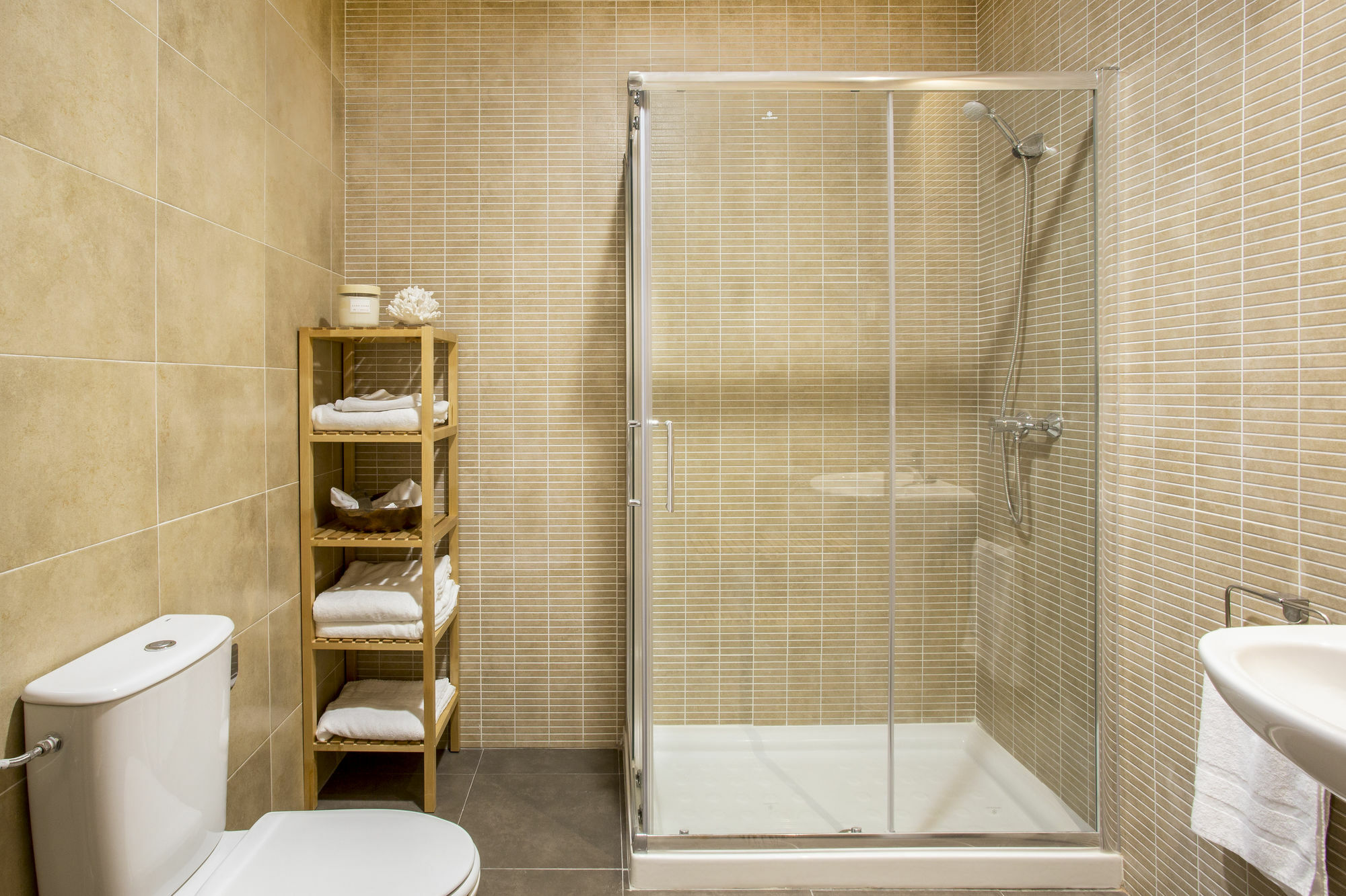 Slow Luchana Appartement Madrid